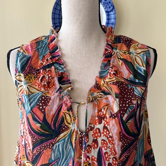 True Destinations | Boho Floral Tiered Sleeveless Knee Length Dress - Picture 3 of 9